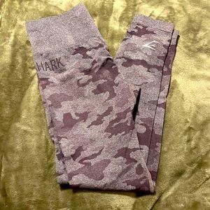 Gymshark purple camp leggings (m)